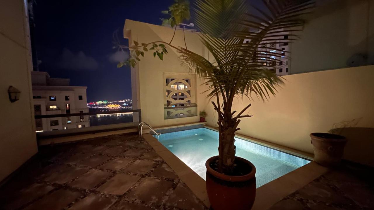 Neyar Beach Vibes - The Penthouse Hostel Dubai Luaran gambar