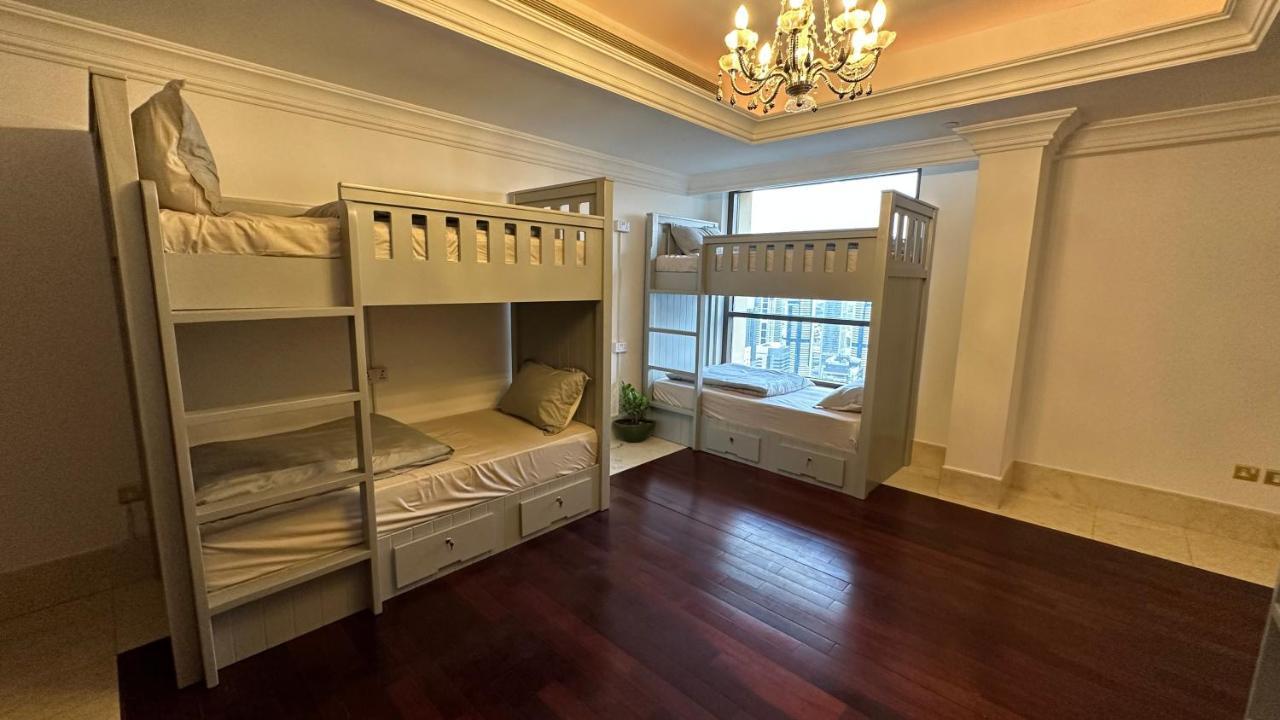 Neyar Beach Vibes - The Penthouse Hostel Dubai Luaran gambar